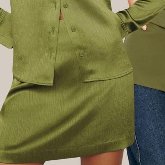 Reformation Veranda satin crinkle skirt - Picture 2 of 3